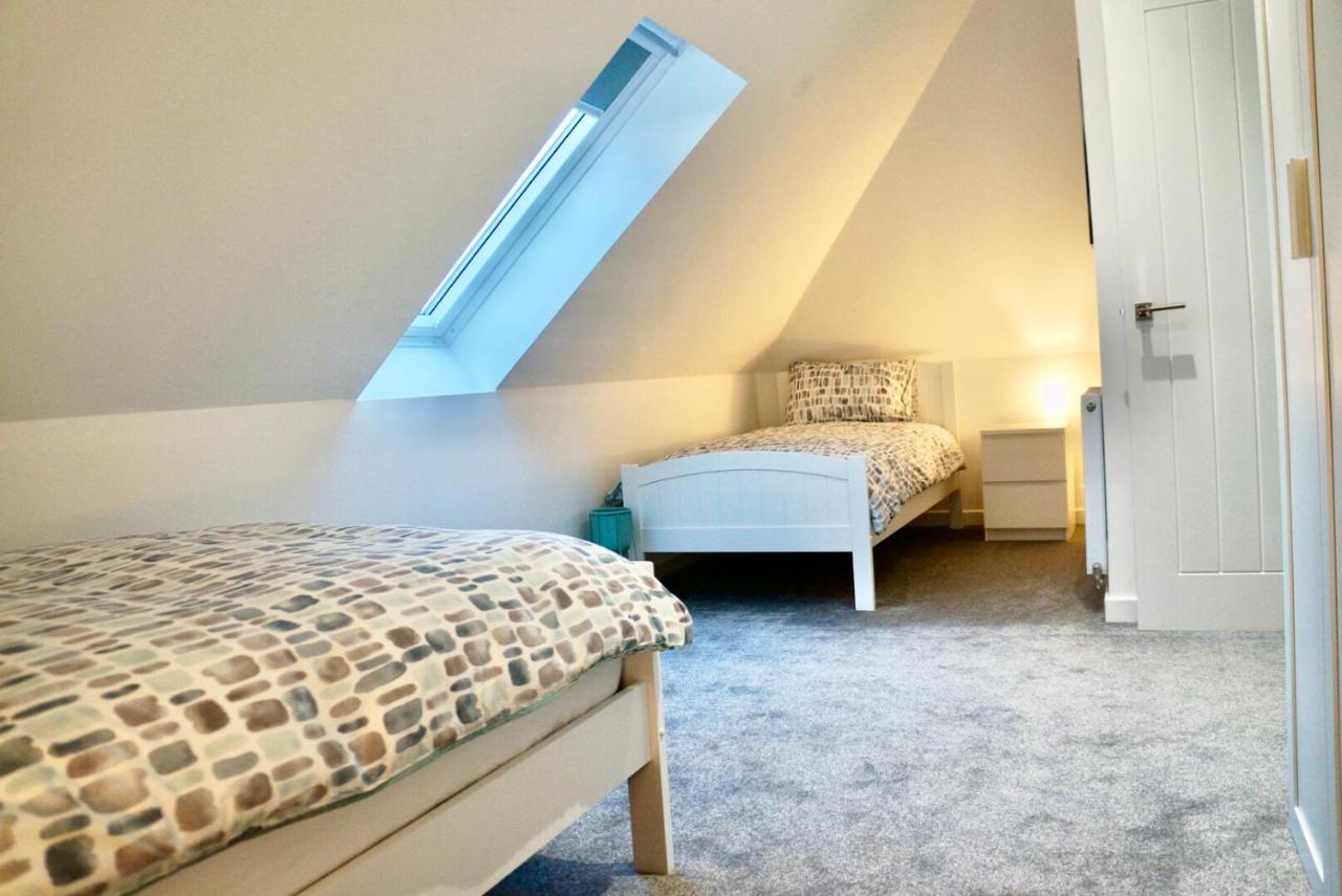 Leworin Apartment สเตอร์ลิง ภายนอก รูปภาพ