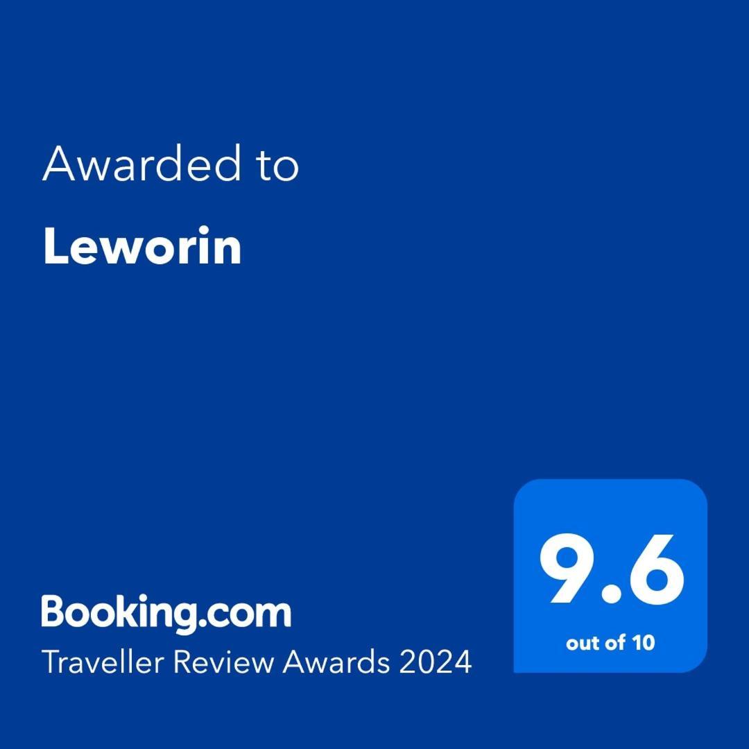 Leworin Apartment สเตอร์ลิง ภายนอก รูปภาพ